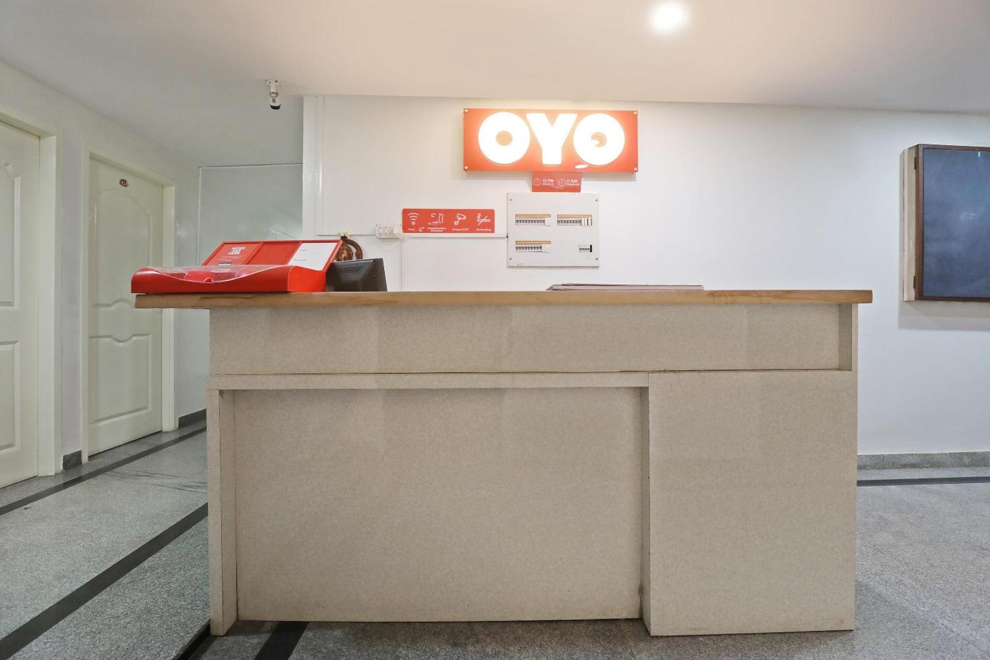 Oyo Flagship Hotel Archana Comforts Bangalore Extérieur photo